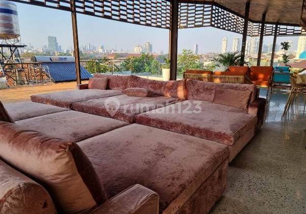 Beautiful Modern House Furnished With Best View Rooftop