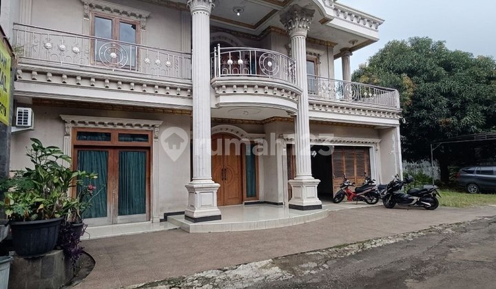 House for Sale Cheap, Luxury Ciracas East Jakarta Near Cibubur Toll Road 2