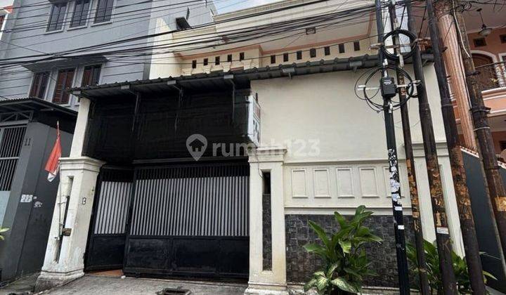 Rumah dijual Murah 2 Lt. Jakarta Pusat 3 Menit Pasar Tanah Abang 1