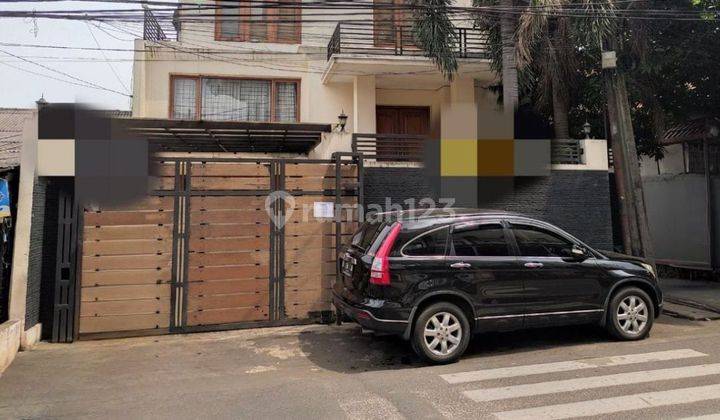 Rumah 2,5 Lantai Full Furnish 5 Kt Di Lubang Buaya, Jakarta Timur 1