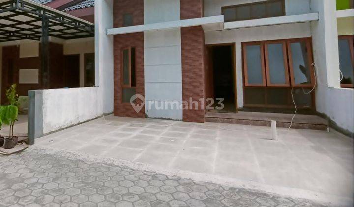 Rumah Baru Cluster di Jl.ratna Dekat Ke Tol Jatibening Bekasi  1