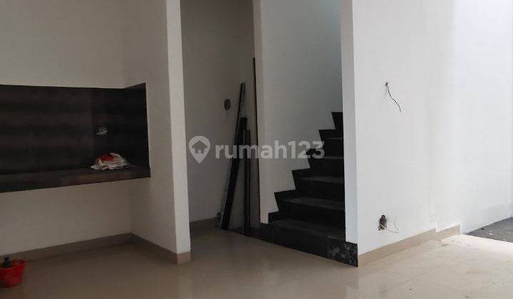 Rumah di Kodau Bekasi SHM Dekat Pintu Tol Jatiwarna, Jatibening 5