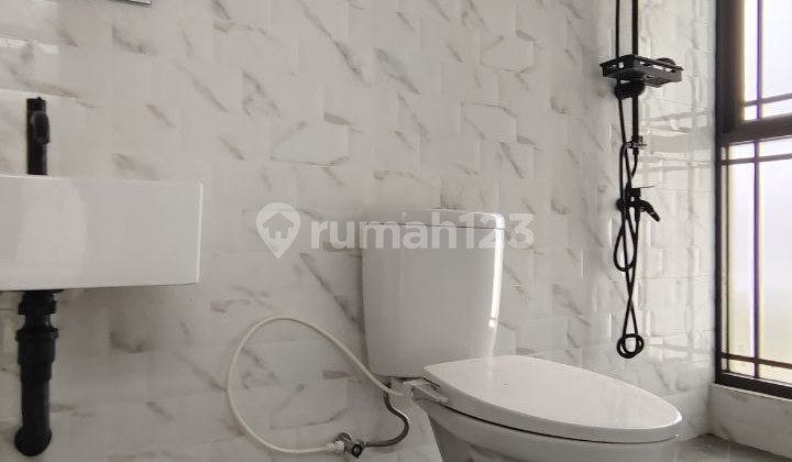 Rumah di Kodau Bekasi SHM Dekat Pintu Tol Jatiwarna, Jatibening 10
