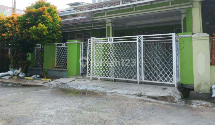 Rumah Dijual Tytyan Indah, Bekasi Nempel Summarecon Murah SHM 1