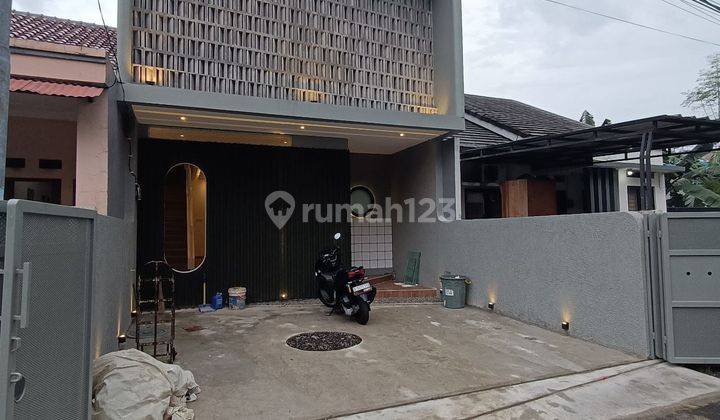 Rumah Dijual Baru 2 Lantai Cipayung, Jakarta Timur Dekat Ke Tmii 2