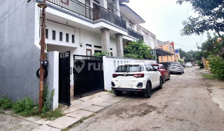 Rumah dijual Murah 2 Lt. Jatiwaringin, Bekasi dkt Mal Pondok Gede Rumah dijual Murah 2 Lt. Jatiwaringin, Bekasi dkt Mal Pondok Gede