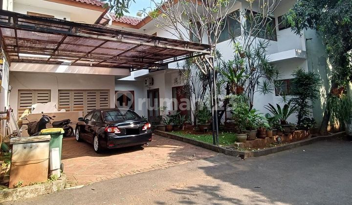 Rumah Dijual Murah, 2 LT. Ada Kolam Renang, Lebak Bulus, Jaksel