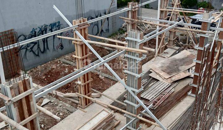 Rumah Baru 2 Lantai di Kayuringin, Bekasi 8 Menit Tol Barat, SHM 2