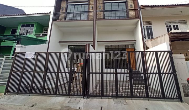 Rumah dijual Murah di Curug Jakarta Timur dekat Tol Pondok Kelapa 1