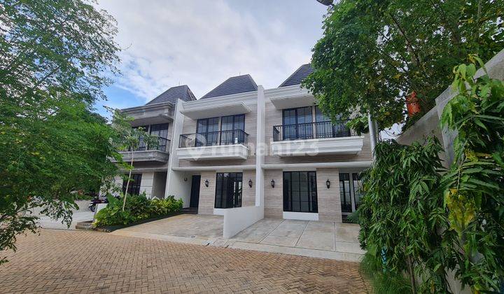 Rumah dijual Baru 2 Lantai Jatiwaringin, Bekasi dekat ke LRT, SHM 2
