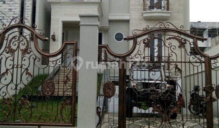 Rumah Baru dijual 3 Lt. Jatinegara, JakTim dekat Bandara Halim Rumah Baru dijual 3 Lt. Jatinegara, JakTim dekat Bandara Halim