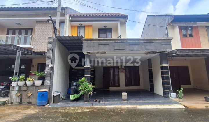 House for Sale Cheap 2 Floors. Ready to Occupied Near Jatiwarna Toll Road, Bekasi. 2