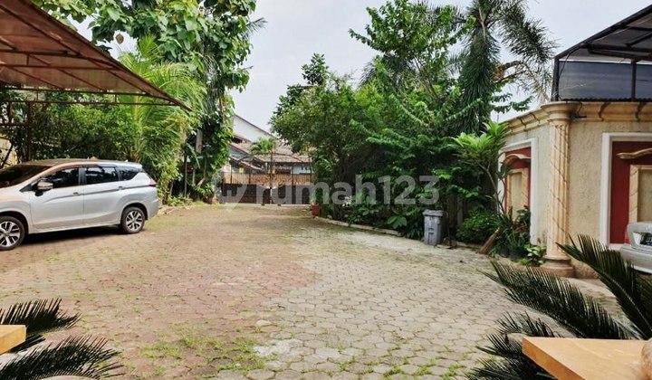 Rumah Dijual Murah, Mewah 2,5 LT. Ada Kolam Renang Jakasampurna, Bekasi 2