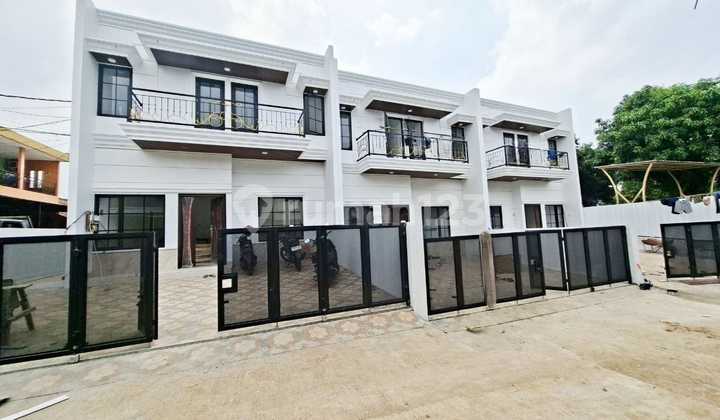 Rumah dijual 2 Lt. Jatiwaringin, Bekasi dekat LRT Jatibening
