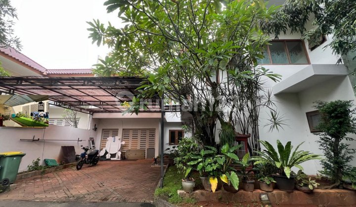 Rumah Dijual Murah, 2 LT. Ada Kolam Renang, Lebak Bulus, Jaksel