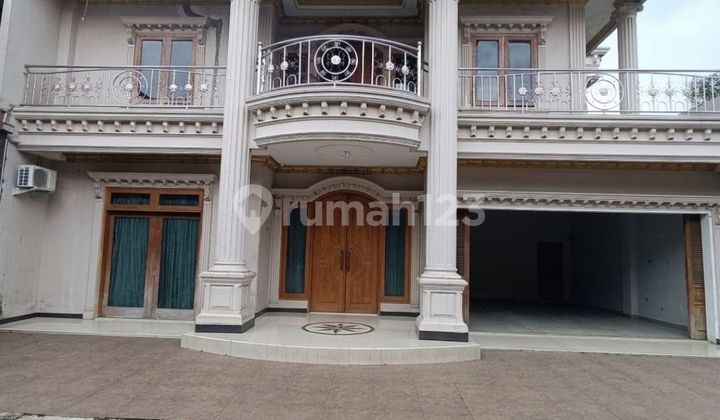 House for Sale Cheap, Luxury Ciracas East Jakarta Near Cibubur Toll Road