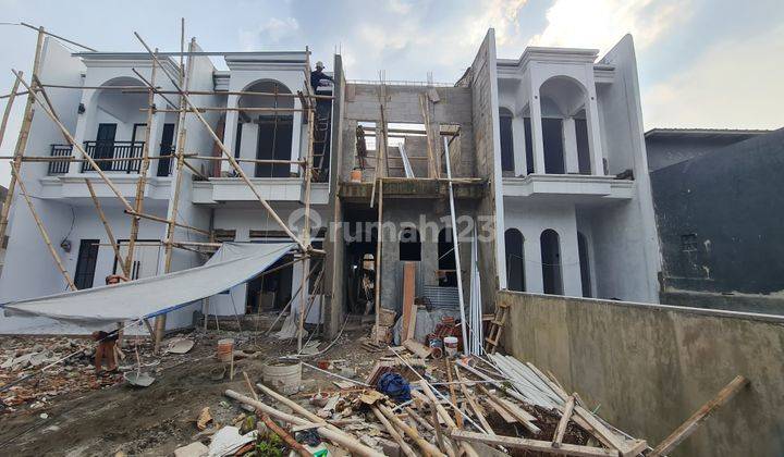Rumah dijual Baru, 2 Lantai hanya 2KM ke Tol Jatiwaringin, Bekasi 1