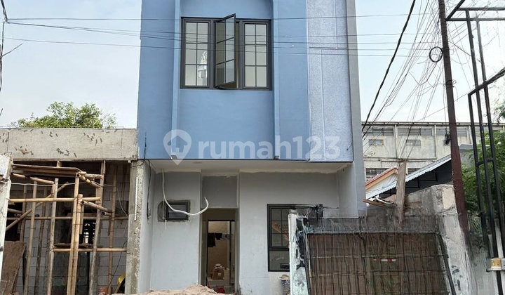 Rumah Dijual Murah 2 Lantai, Jatikramat, Bekasi Dekat LRT Cikunir Rumah Dijual Murah 2 Lantai, Jatikramat, Bekasi Dekat LRT Cikunir