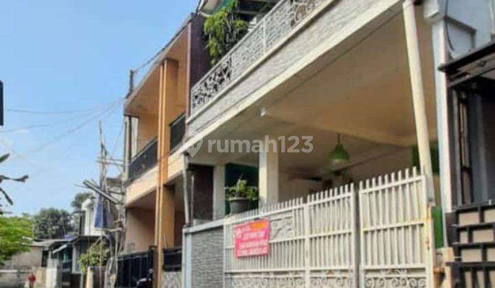 Rumah Town House Cipayung Jakarta Timur 1