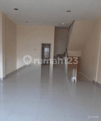 DIJUAL RUKO MURAH, HADAP TIMUR SIAP PAKAI.LOKASI STRATEGIS DEKAT JALAN RAYA DI JL BIRU LAUT TIMUR - KELAPA GADING 2