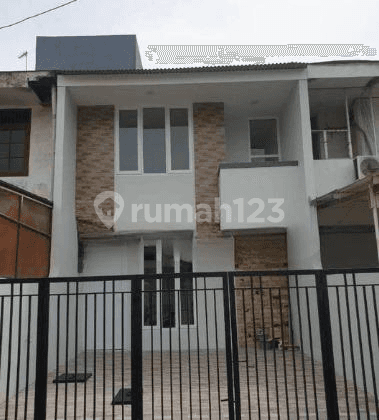 DIJUAL CEPAT RUMAH MINIMALIS FULL RENOVASI SEPERTI RUMAH BARU, LOKASI STRATEGIS HARGA EKONOMIS DI JL PERMATA BIRU,KELAPA GADING , JAKARTA - UTARA 1