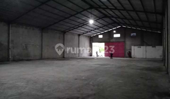 Large Good Warehouse Rent Strategic Location