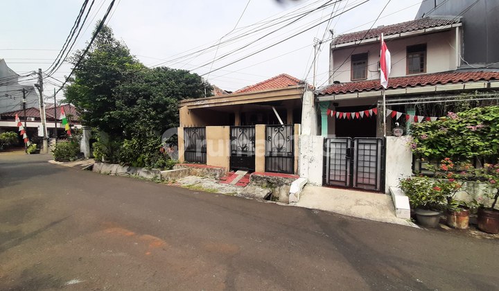 Affordable Homes in TB Simatupang Area, Pasar Minggu, Within a Safe and Green Complex 2