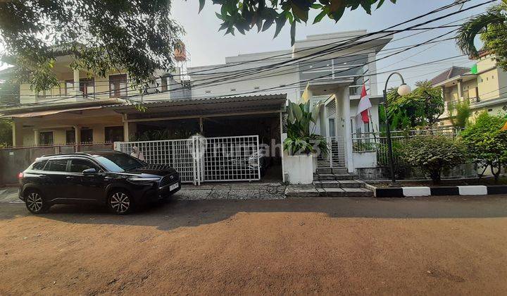 Rumah Taman Laguna Cibubur Posisi Hoek Hadap Timur Furnished  2