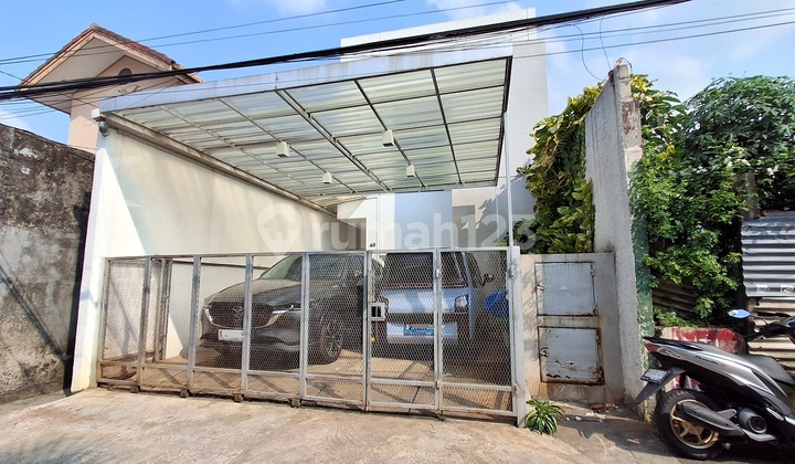 Rumah Kalibata Siap Huni Carport 2 Bangunan Bagus Dekat Ke Mall Dan KRL Rumah Kalibata Siap Huni Carport 2 Bangunan Bagus Dekat Ke Mall Dan KRL