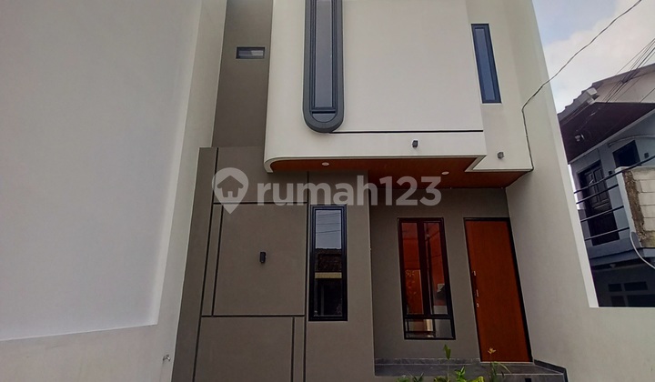 Rumah dengan design cantik dekat Setu Babakan 2