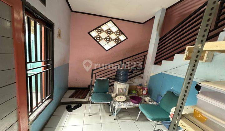 Dijual Rumah 4 Kamar Dijalan Cemara, Dekat PVJ 2