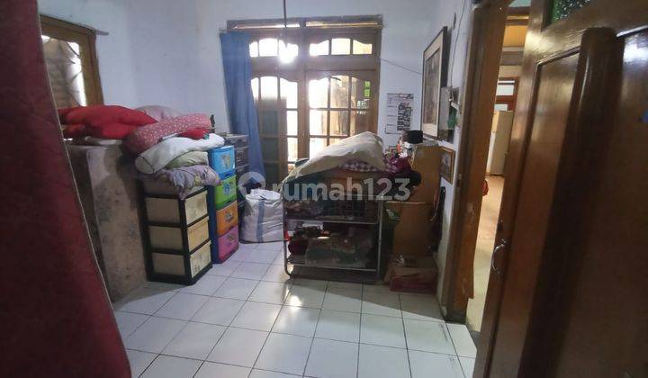 Dijual rumah  di Cimahi Tengah 
Lokasi strategis  dekat alun² Cimahi
- 10 Menit ke Rumah sakit Cibabat
-Dekat dengan Cimahi Mall dan Pasar 2 Lantai 4