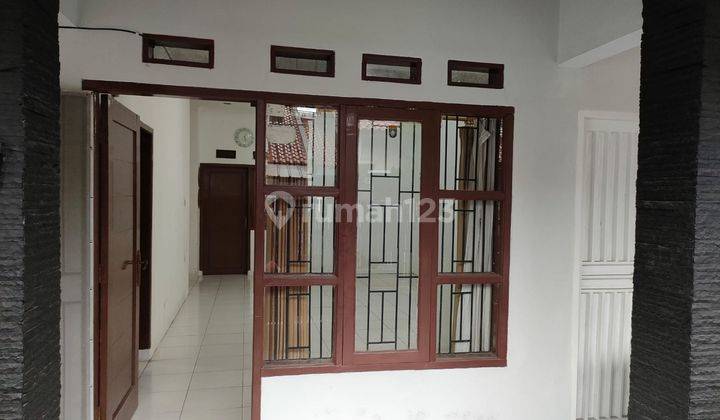 Dijual Rumah Minimalis Siap Huni
Di kompl Permata Buah Batu 
Bojongsoang

Lokasi : 
• Sebrang Univ Telkom
• 5 Menit ke Tol Buah Batu
 1