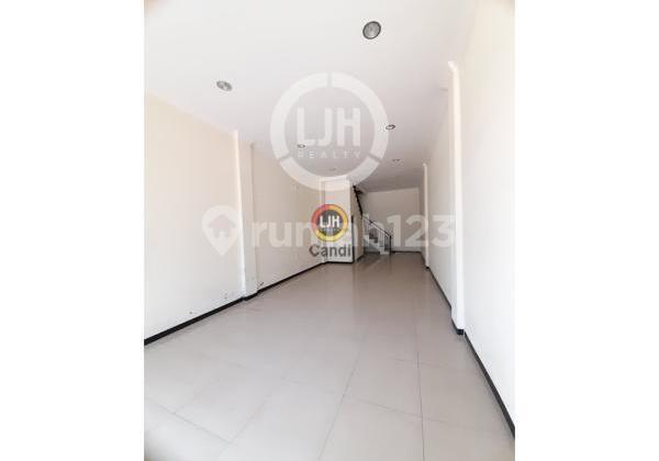 For Sale or Rent: Shop House in Ngesrep Timur, Semarang. Rental Price: IDR 260 million/year. 1