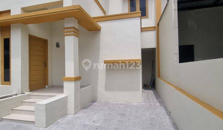 Rumah luas 2 lantai di medan Johor dekat Mesjid 1