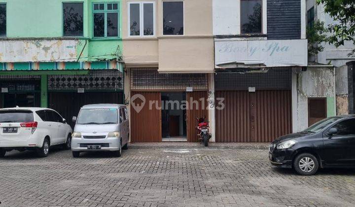 Ruko 3,5 lantai siap pakai dekat RSU Pirngadi Kota Medan 1