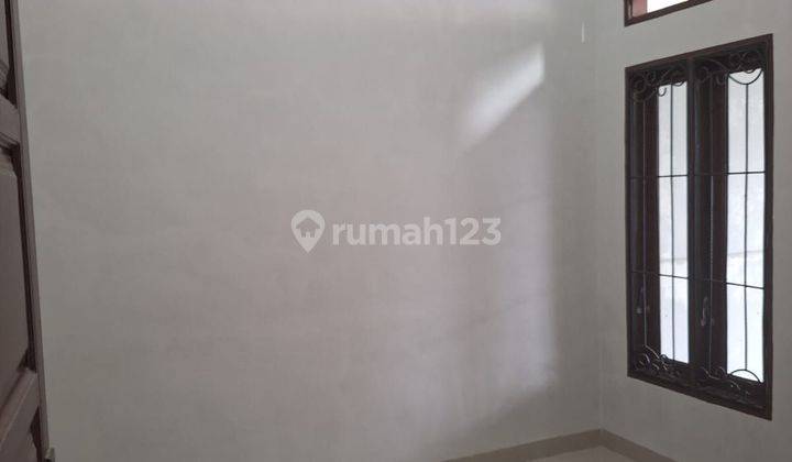 Rumah 1 lantai dalam komplek daerah Teladan SM Raja Medan  2