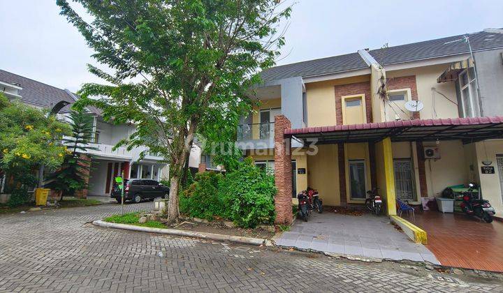 Rumah Cantik 2 Lantai Posisi Sudut Dalam Komplek Mewah Jln Flamboyan Setiabudi  Medan 1