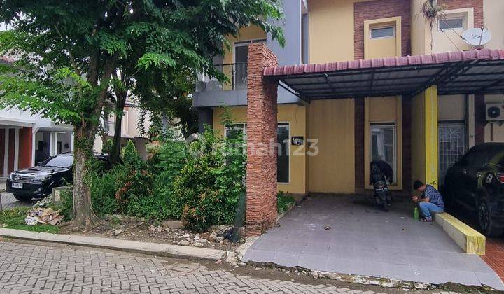 Rumah Cantik 2 Lantai Posisi Sudut Dalam Komplek Mewah Jln Flamboyan Setiabudi  Medan 2