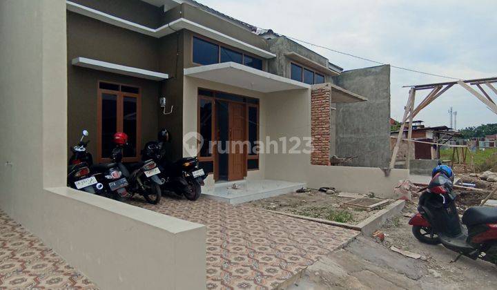 Rumah Baru Dekat Jln Karya Jaya Medan Johor SHM 2