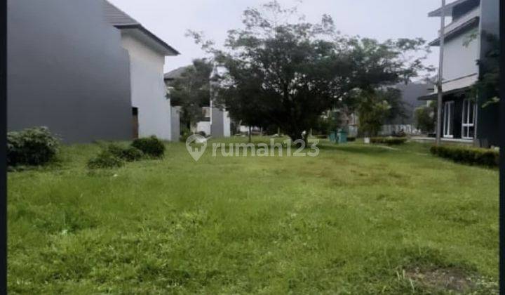 Kavling hoek taman Murah di Eminent BSD 1