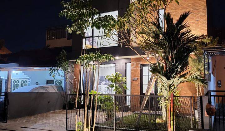 Dijual Cepat Rumah Baru Industrial 2 Lantai di Kencana Loka Bsd 2