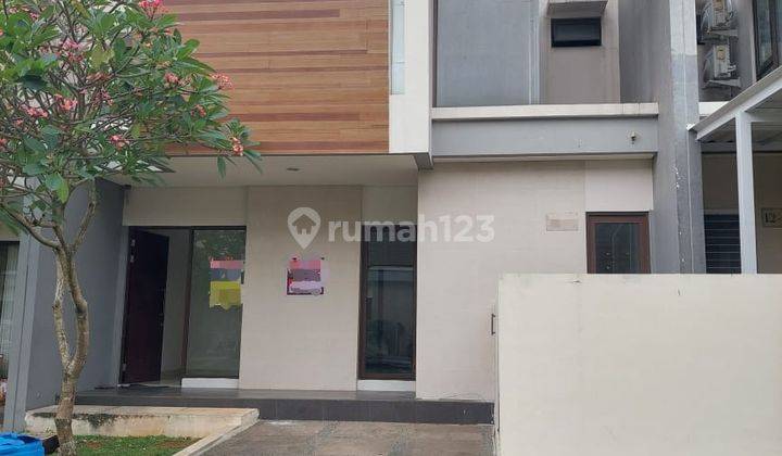 Dijual Rumah 2 Lantai di Lokasi Premium 1