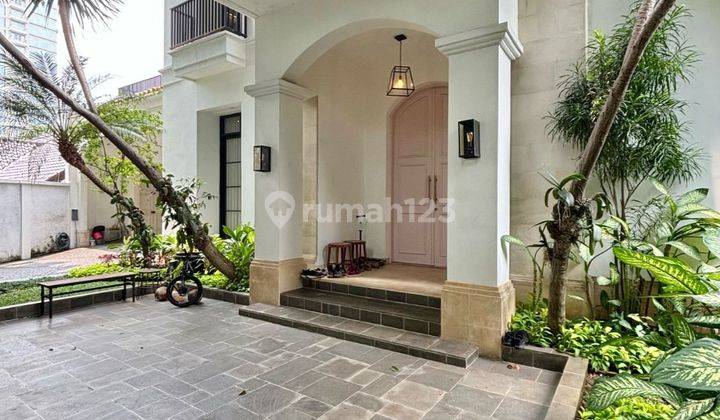 Dijual Cepat Rumah Cantik & Mewah Area Pakubuwono, Kebayoran Baru, Lokasi Sangat Strategis, Akses Jalan Lebar  2