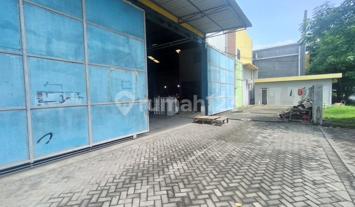 For Sale: Safe and Lock Cold Storage Warehouse, East Ring Road, Sidoarjo For Sale: Safe and Lock Cold Storage Warehouse, East Ring Road, Sidoarjo