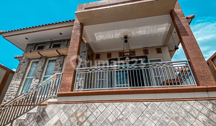 For Sale Classic Villa Furnished Ready to Occupancy Pahlawan Kemloko Trawas Mojokerto