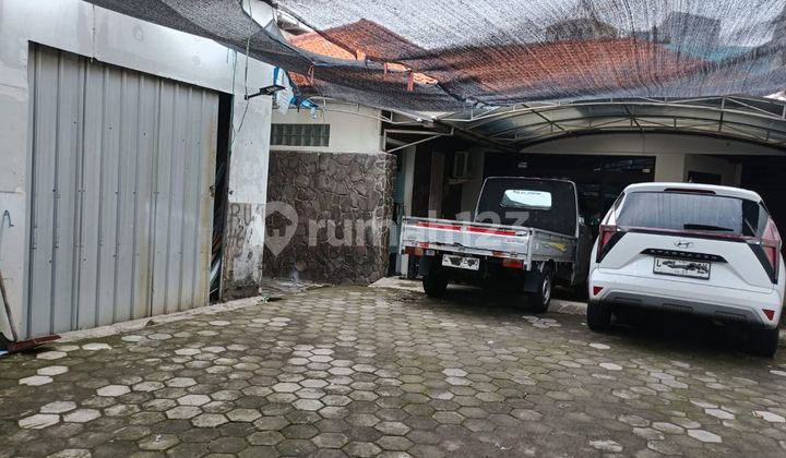 Selling Classic Cheap House, Land Calculation, Ready to Occupy, Bromo Arjuno Kedung Anyar, Office, Workshop, Online Shop Store, Central Sby. 2