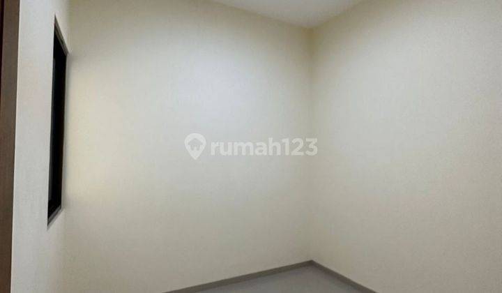 Rumah Tengah Kota Gress Baru Dekat Pusat Perdagangan, Pasar Atum Mall 2