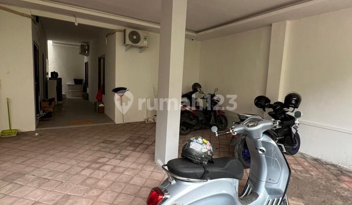 For Sale: New, Fully Occupied Boarding House with 26 Rooms in Ketintang, Near UNESA, Telkom, Royal Plaza, South Surabaya