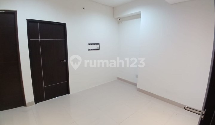 Klaska 1 Bedroom Floor 21 Semi Furnished Cheap Rent Wonokromo Sby Center Klaska 1 Bedroom Floor 21 Semi Furnished Cheap Rent Wonokromo Sby Center